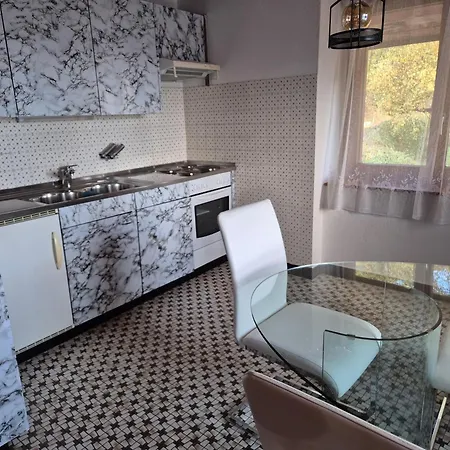 Bel Dans Maison Villagesoise * Montreux